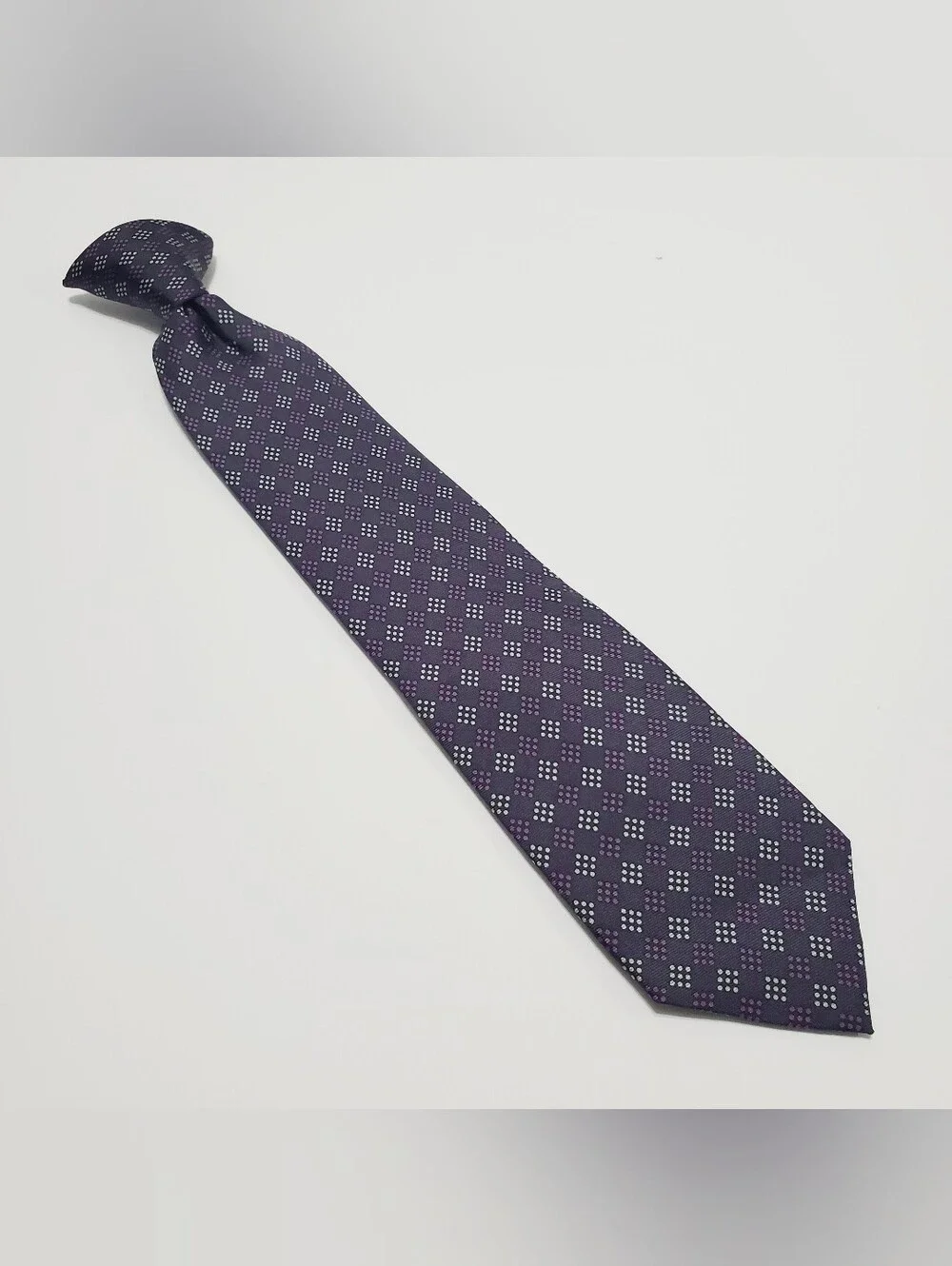 Van Heusen Boy's Silk Clip-on Neck Tie Purple Geometric Pattern Stain Resistant